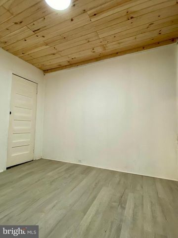 2735 N NEWKIRK ST, Philadelphia, PA 19132