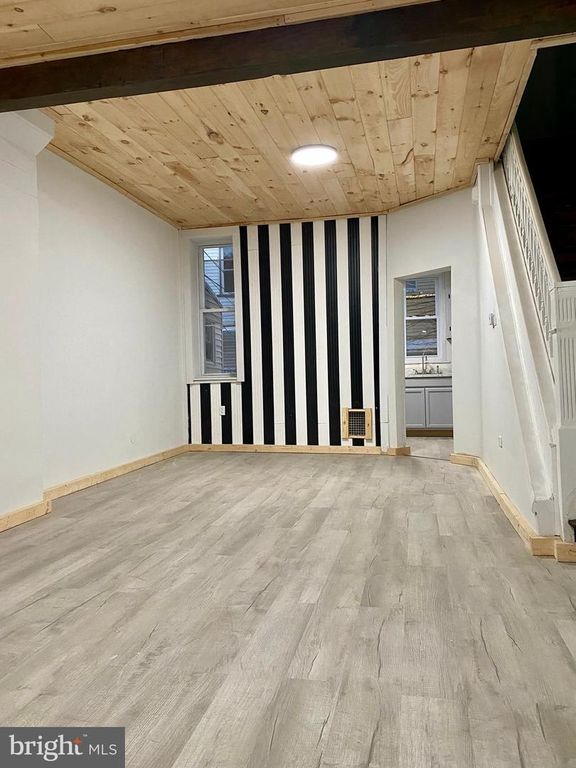 2735 N NEWKIRK ST, Philadelphia, PA 19132