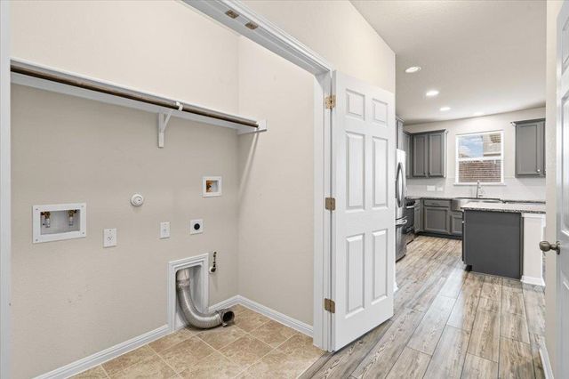 6313 Mary Lewis DR, Austin, TX 78747