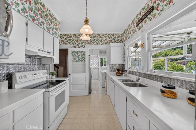 6532 Friends Avenue, Whittier, CA 90601