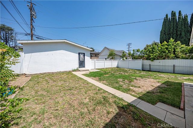 6532 Friends Avenue, Whittier, CA 90601