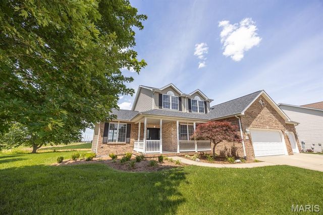 301 Whetstone Lane, Mascoutah, IL 62258