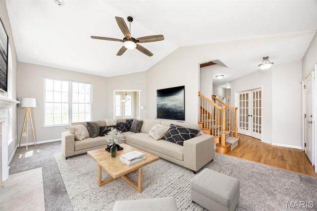 301 Whetstone Lane, Mascoutah, IL 62258