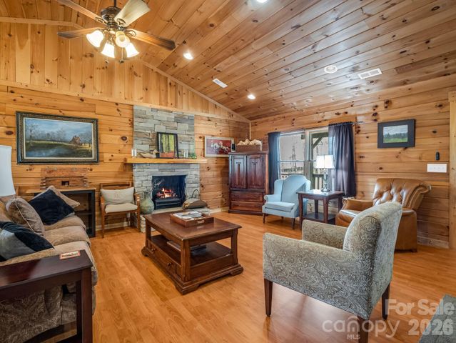 1050 Cross Ridge Drive, Rutherfordton, NC 28139