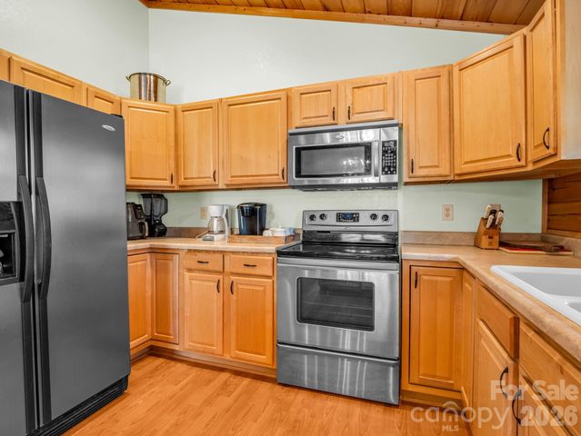 1050 Cross Ridge Drive, Rutherfordton, NC 28139