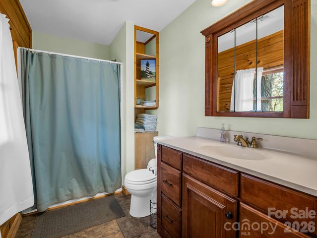 1050 Cross Ridge Drive, Rutherfordton, NC 28139