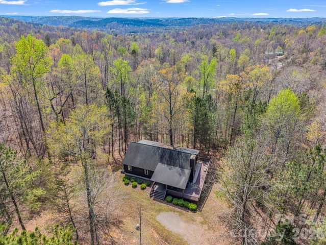 1050 Cross Ridge Drive, Rutherfordton, NC 28139
