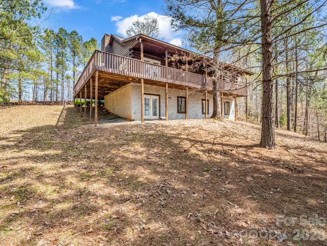 1050 Cross Ridge Drive, Rutherfordton, NC 28139