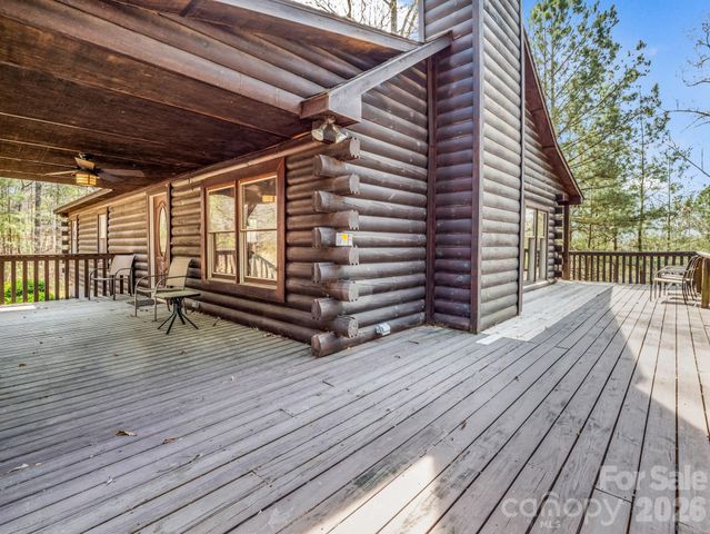 1050 Cross Ridge Drive, Rutherfordton, NC 28139