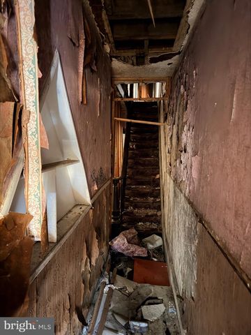 2716 E LEHIGH AVE, Philadelphia, PA 19125