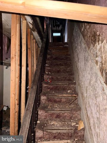 2716 E LEHIGH AVE, Philadelphia, PA 19125