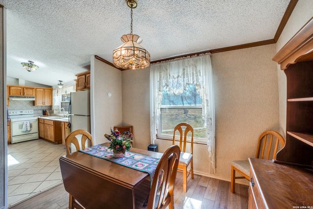 6490 Smith Rd, Von Ormy, TX 78073