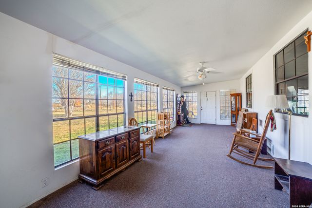 6490 Smith Rd, Von Ormy, TX 78073