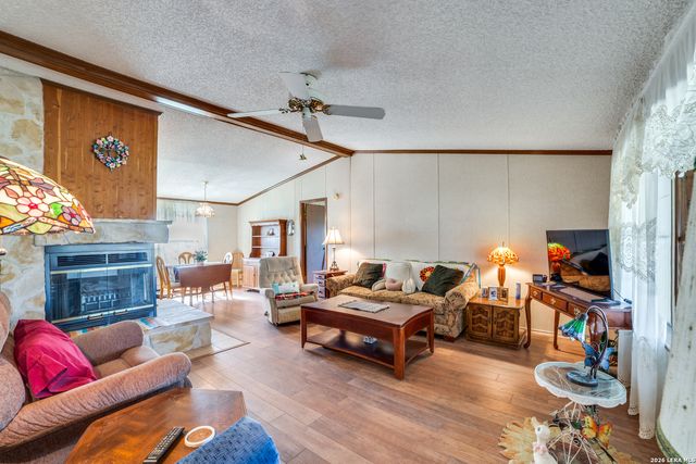 6490 Smith Rd, Von Ormy, TX 78073