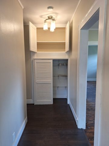 551 E Eastland St, Gallatin, TN 37066