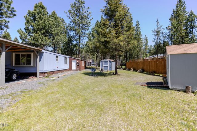 56072 Marsh Hawk Road, Bend, OR 97707