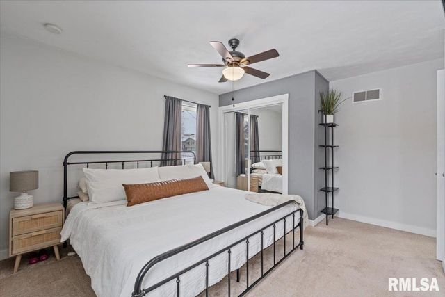 102 AMBER Lane, Geneseo, IL 61254