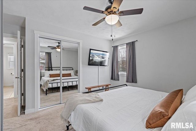 102 AMBER Lane, Geneseo, IL 61254