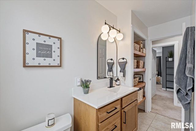 102 AMBER Lane, Geneseo, IL 61254