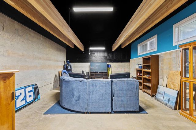 15385 Neils Rd, Auburn, CA 95603