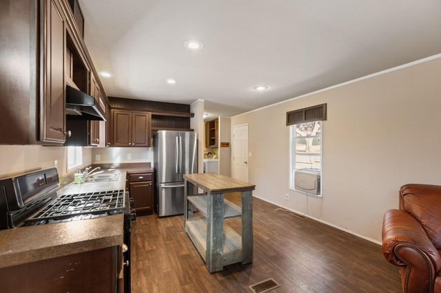 15385 Neils Rd, Auburn, CA 95603