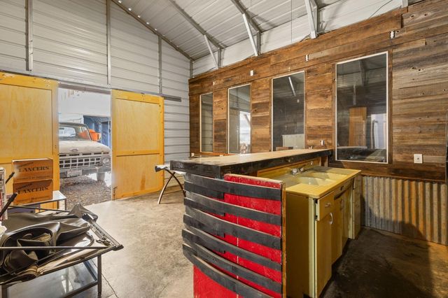 15385 Neils Rd, Auburn, CA 95603