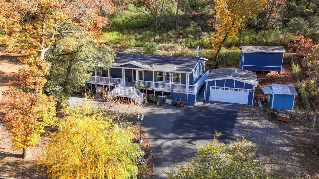 15385 Neils Rd, Auburn, CA 95603