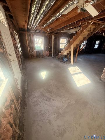 505 N James St, Hanover, VA 23005