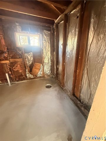 505 N James St, Hanover, VA 23005