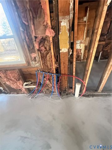 505 N James St, Hanover, VA 23005