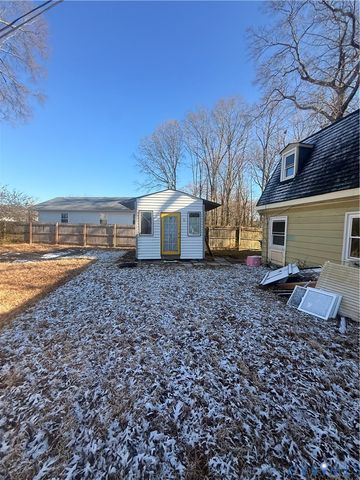 505 N James St, Hanover, VA 23005