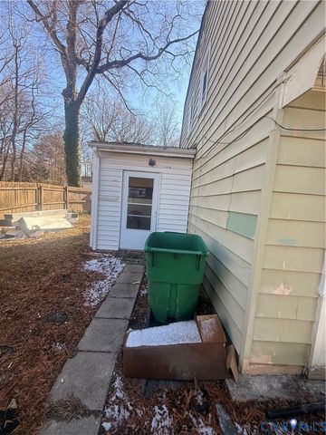 505 N James St, Hanover, VA 23005