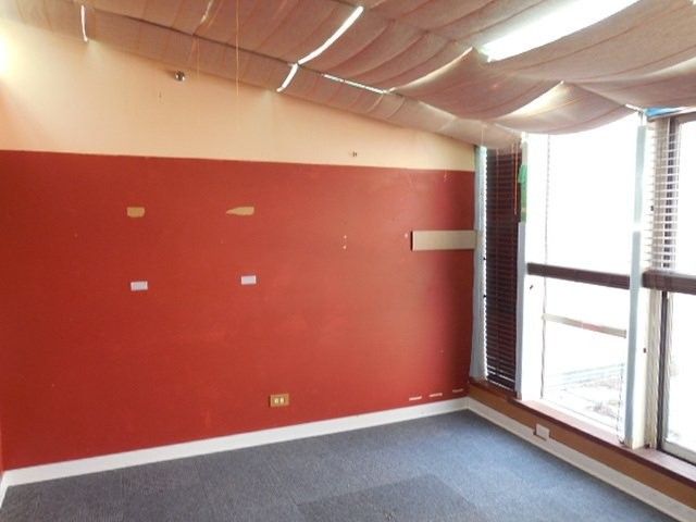 8050 Arbor Lane 303, Northfield, IL 60093