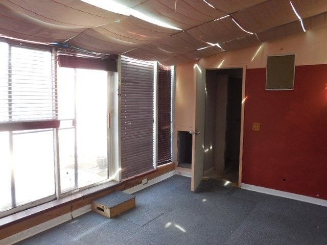 8050 Arbor Lane 303, Northfield, IL 60093