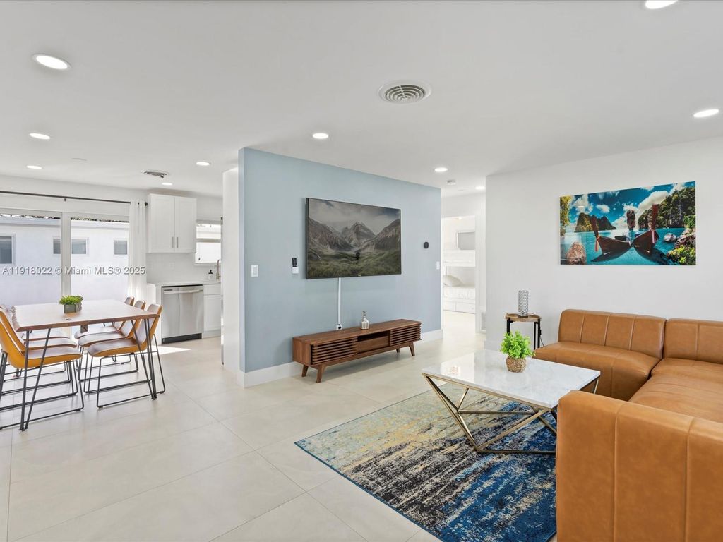 6340 Coolidge St., Hollywood, FL 33024