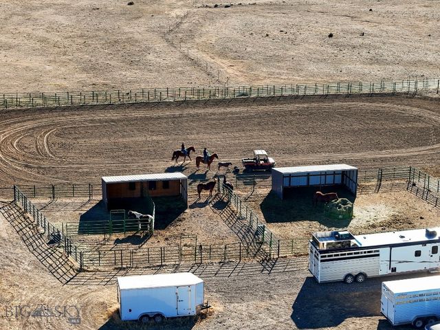 50 Cielo Grande Drive, Pray, MT 59047