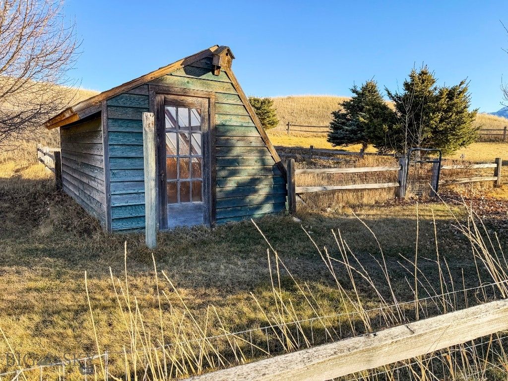 50 Cielo Grande Drive, Pray, MT 59047 photo 7