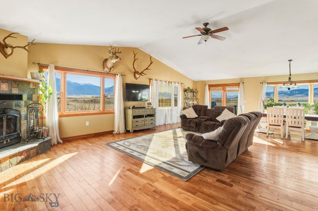 50 Cielo Grande Drive, Pray, MT 59047 photo 9