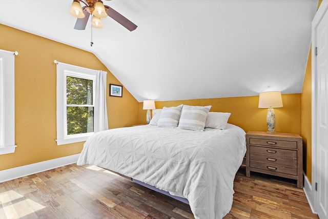 25 Warfield St, Hopedale, MA 01747