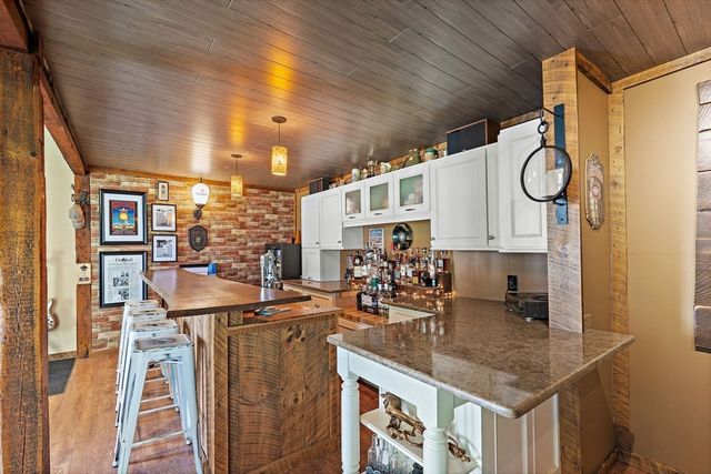 25 Warfield St, Hopedale, MA 01747