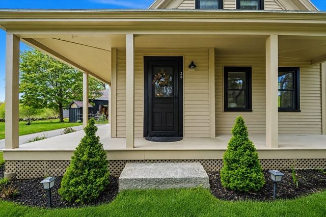 25 Warfield St, Hopedale, MA 01747