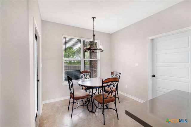 211 Amberglow Court, Victoria, TX 77904