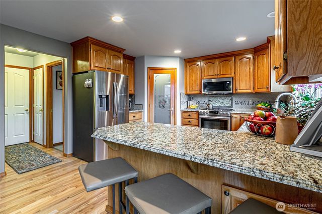 14613 146th E, Orting, WA 98360