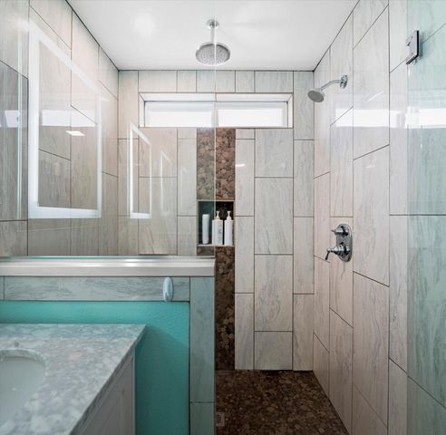 2240 NW Oak Court, Redmond, OR 97756