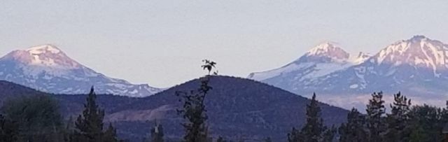 2240 NW Oak Court, Redmond, OR 97756