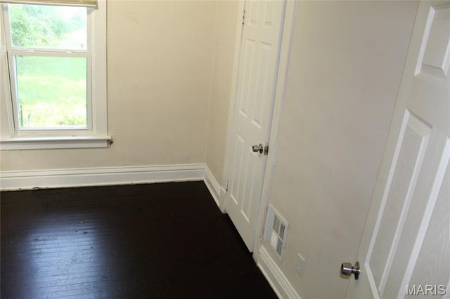6527 Julian Avenue, St Louis, MO 63133