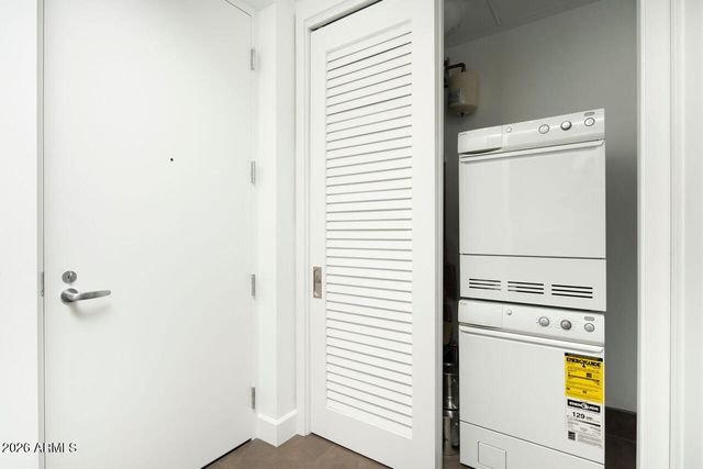 15215 N KIERLAND Boulevard 104, Scottsdale, AZ 85254