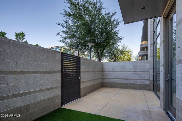 15215 N KIERLAND Boulevard 104, Scottsdale, AZ 85254