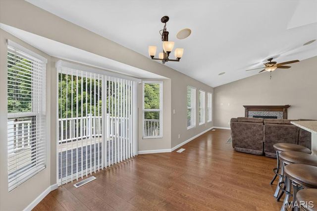 211 Shumate Avenue, Maryland Heights, MO 63043