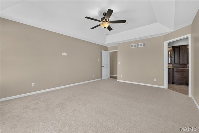 211 Shumate Avenue, Maryland Heights, MO 63043